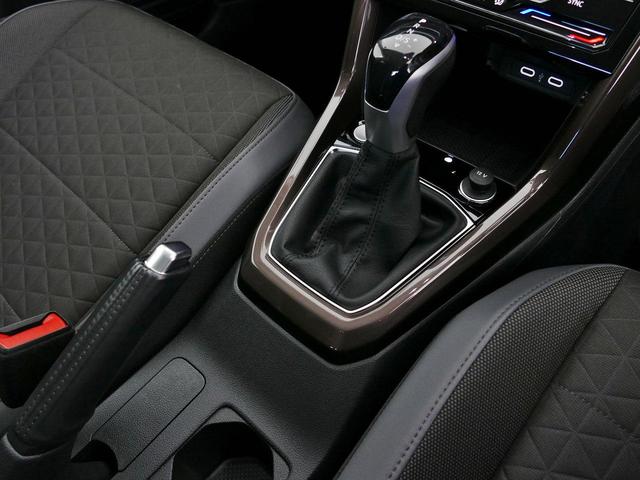 T-クロス カッパースタイル メーカー直営認定中古車 当社デモカー 禁煙車 純正ナビ ブルートゥース接続 カープレイアンドロイドオート対応 バックカメラ スマートキースペア有 アダプティブクルーズ バックカメラ LEDライト(18枚目)