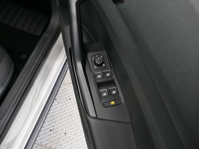 T-クロス カッパースタイル メーカー直営認定中古車 当社デモカー 禁煙車 純正ナビ ブルートゥース接続 カープレイアンドロイドオート対応 バックカメラ スマートキースペア有 アダプティブクルーズ バックカメラ LEDライト(19枚目)