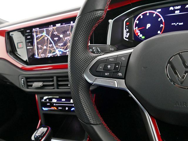ポロＧＴＩ ベースグレード　メーカー直営認定中古車　１オーナ　禁煙車　純正ナビ　デジタルコックピット　ブルートゥース接続カープレイアンドロイドオート対応　スマートキースペア有　ＬＥＤライト（17枚目）