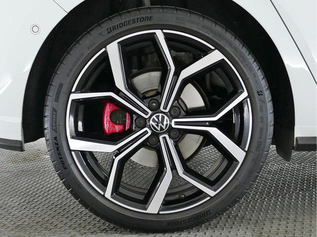 ポロＧＴＩ ベースグレード　メーカー直営認定中古車　１オーナ　禁煙車　純正ナビ　デジタルコックピット　ブルートゥース接続カープレイアンドロイドオート対応　スマートキースペア有　ＬＥＤライト（44枚目）