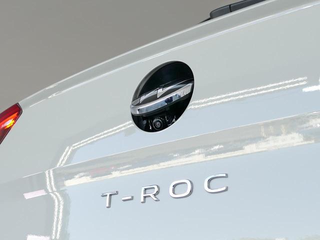 Ｔ－ロック ＴＳＩ　スタイル　メーカー直営認定中古車　１オーナ　ＬＥＤライト　純正ナビ　ブルートゥース通信　カープレイアンドロイドオート対応　スマートキースペア有　前車追従アダプティブクルーズ　ＥＴＣバックカメラ　リヤオートゲート（48枚目）