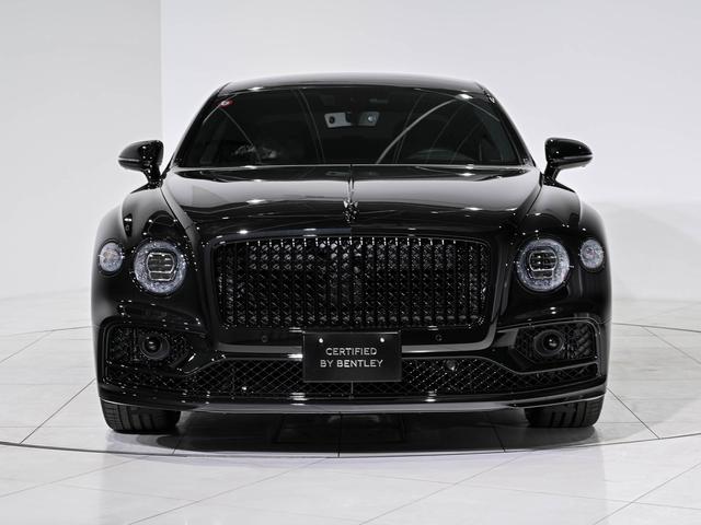 フライングスパー Ｖ８　Ｓ　Ｆｌｙｉｎｇ　Ｓｐｕｒブラックラインスペック　２２インチ１０本ツインスポークホイール－ブラックペイント　Ｂｅｎｔｌｅｙ　ローティング　ディスプレー　ツーリングスペック（4枚目）