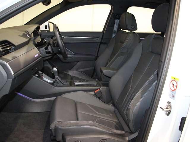 Ｑ３ ３５ＴＦＳＩ　Ｓライン　ブラックレザー　スマホインターフェイス　衝突被害軽減ブレーキ　アダプティブクルーズコントロール　レーンキープアシスト　障害物センサー　Ｂカメラ　横滑り防止装置　ヒルディセントコントロール　認定中古車（18枚目）