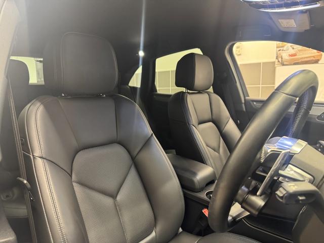 マカン マカン スポーツクロノパッケージ ・PASM・パワーステアリングプラス・19インチMacanSportホイール・シートヒーター・ポルシェエントリー&ドライブ・スポーツデザインドアミラー・14wayパワーシート(16枚目)