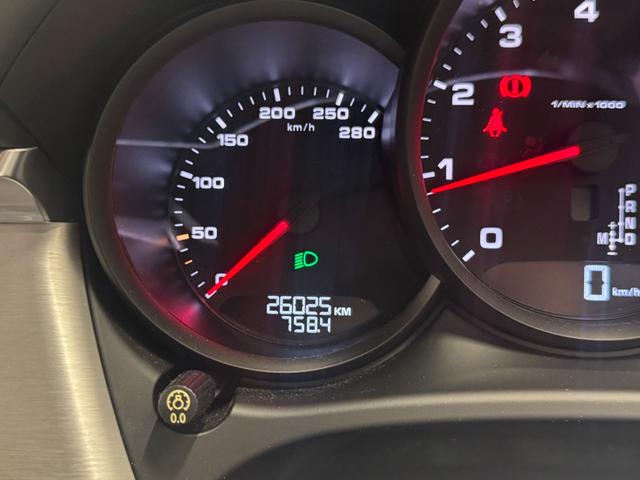 マカン マカン スポーツクロノパッケージ ・PASM・パワーステアリングプラス・19インチMacanSportホイール・シートヒーター・ポルシェエントリー&ドライブ・スポーツデザインドアミラー・14wayパワーシート(25枚目)