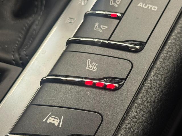 マカン マカン スポーツクロノパッケージ ・PASM・パワーステアリングプラス・19インチMacanSportホイール・シートヒーター・ポルシェエントリー&ドライブ・スポーツデザインドアミラー・14wayパワーシート(36枚目)