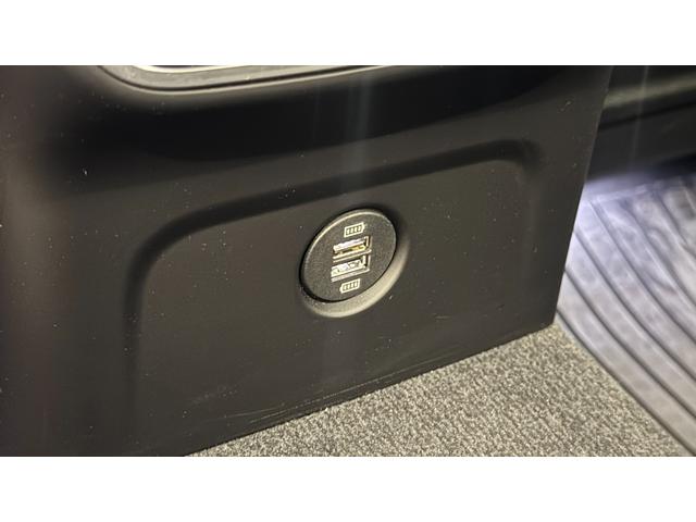 マカン マカン スポーツクロノパッケージ ・PASM・パワーステアリングプラス・19インチMacanSportホイール・シートヒーター・ポルシェエントリー&ドライブ・スポーツデザインドアミラー・14wayパワーシート(44枚目)