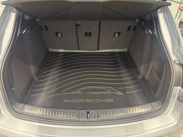 マカン マカン スポーツクロノパッケージ ・PASM・パワーステアリングプラス・19インチMacanSportホイール・シートヒーター・ポルシェエントリー&ドライブ・スポーツデザインドアミラー・14wayパワーシート(48枚目)