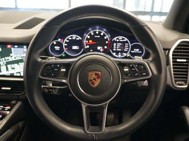 カイエン ベースグレード　１オーナー・２０インチＣａｙｅｎｎｅデザインホイール・シートヒーター・シートヒーター・自動防眩ミラー・ＣＤ／ＤＶＤチェンジャー・パワーステアリングプラス・プライバシーガラス（18枚目）