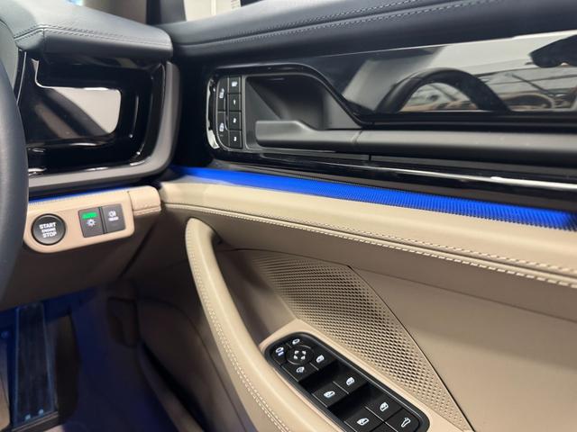 パナメーラ ベースグレード 1オーナー・スポーツクロノパッケージ・パノラマ ルーフシステム・20インチAW・マッサージ機能(フロント)シートベンチレーション(フロント)・シートヒーター(リア)・断熱遮音ガラス(40枚目)