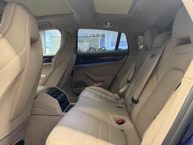 パナメーラ ベースグレード 1オーナー・スポーツクロノパッケージ・パノラマ ルーフシステム・20インチAW・マッサージ機能(フロント)シートベンチレーション(フロント)・シートヒーター(リア)・断熱遮音ガラス(47枚目)