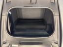深さのあるフロントラゲッジスペース。使用感なく大変良好です。