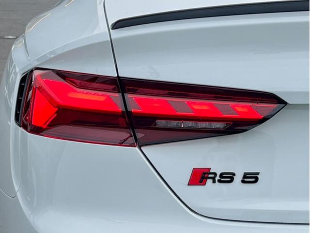 アウディ ＲＳ５スポーツバック