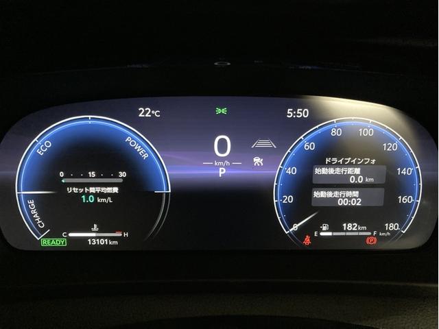 クラウンスポーツ Ｚ　サンドブラウン内装／モデリスタアルミ／パノラマルーフ／１オーナー／禁煙車（9枚目）