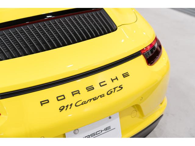 ９１１カレラＧＴＳ　カブリオレ　認定中古車　レーンチェンジアシスト　パークアシスト　カラーメーター：レーシングイエロー　カラーシートベルト：レーシングイエロー(21枚目)