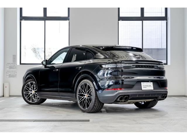 カイエンクーペ カイエンS クーペ リアアクスルステア スポーツエグゾースト PASMアダプティブエアサス LEDマトリクスヘッドライト BOSEサラウンド ソフトクローズドア アクティブレーンキープ アダプティブスポーツシート(3枚目)