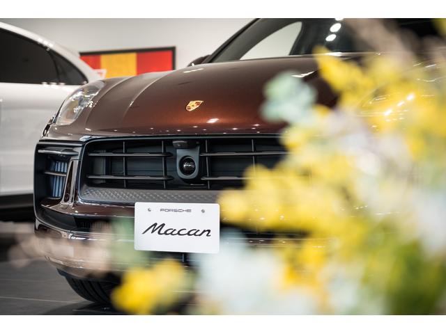 厳選された認定中古車と確かな整備体制で、安心と高揚をお届けします。