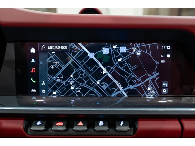 ９１１ ９１１タルガ４ＧＴＳ　フロントリフト　プライバシーガラス　ＨＤマトリクスＬＥＤヘッドライト　ＢＯＳＥサラウンドサウンドシステム　レザーサンバイザー　エクスクルーシブデザインテールライト　インテリアパッケージ（32枚目）