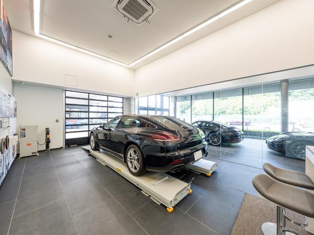 ９１１ ９１１タルガ４ＧＴＳ　フロントリフト　プライバシーガラス　ＨＤマトリクスＬＥＤヘッドライト　ＢＯＳＥサラウンドサウンドシステム　レザーサンバイザー　エクスクルーシブデザインテールライト　インテリアパッケージ（53枚目）