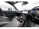 カイエンＳ　クーペ　スポーツエグゾースト　２２インチ　ソフトクローズドア　１４ｗａｙコンフォートシート　コンフォートアクセス　プライバシーガラス　シートヒーター　４ゾーンクライメートコントロール（30枚目）