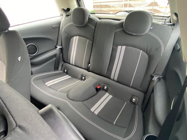 MINI クーパーS ホワイト/ブラックツートン 純正HDDナビ バックカメラ 地デジチューナー 純正16インチアルミホイール ドラレコ前後(13枚目)