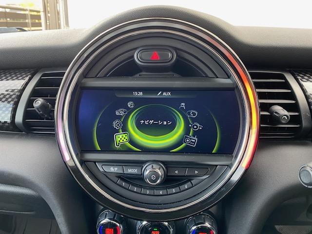 MINI クーパーS ホワイト/ブラックツートン 純正HDDナビ バックカメラ 地デジチューナー 純正16インチアルミホイール ドラレコ前後(15枚目)