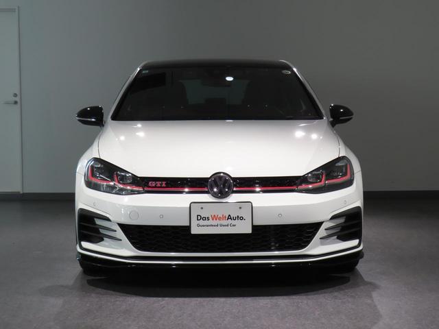 ゴルフＧＴＩ ＴＣＲ　認定中古車　６００台限定車　アクラポビッチマフラー　希少車種　バックカメラ　前後障害物センサー　Ｂｌｕｅｔｏｏｔｈ接続　ＴＣＲ専用シート　オートクルーズコントロール　禁煙車　ＬＥＤヘッドライト（2枚目）