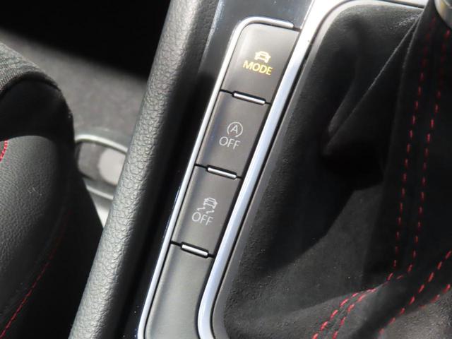 ゴルフＧＴＩ ＴＣＲ　認定中古車　６００台限定車　アクラポビッチマフラー　希少車種　バックカメラ　前後障害物センサー　Ｂｌｕｅｔｏｏｔｈ接続　ＴＣＲ専用シート　オートクルーズコントロール　禁煙車　ＬＥＤヘッドライト（16枚目）