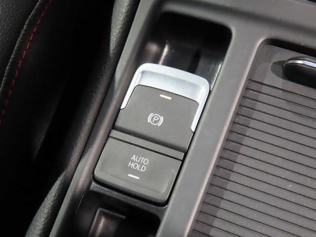 ゴルフＧＴＩ ＴＣＲ　認定中古車　６００台限定車　アクラポビッチマフラー　希少車種　バックカメラ　前後障害物センサー　Ｂｌｕｅｔｏｏｔｈ接続　ＴＣＲ専用シート　オートクルーズコントロール　禁煙車　ＬＥＤヘッドライト（17枚目）