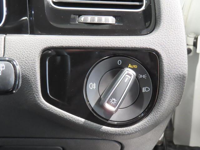 ゴルフＧＴＩ ＴＣＲ　認定中古車　６００台限定車　アクラポビッチマフラー　希少車種　バックカメラ　前後障害物センサー　Ｂｌｕｅｔｏｏｔｈ接続　ＴＣＲ専用シート　オートクルーズコントロール　禁煙車　ＬＥＤヘッドライト（18枚目）