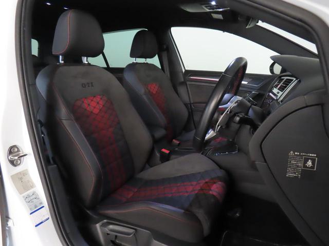 ゴルフＧＴＩ ＴＣＲ　認定中古車　６００台限定車　アクラポビッチマフラー　希少車種　バックカメラ　前後障害物センサー　Ｂｌｕｅｔｏｏｔｈ接続　ＴＣＲ専用シート　オートクルーズコントロール　禁煙車　ＬＥＤヘッドライト（35枚目）