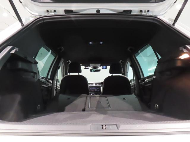 ゴルフＧＴＩ ＴＣＲ　認定中古車　６００台限定車　アクラポビッチマフラー　希少車種　バックカメラ　前後障害物センサー　Ｂｌｕｅｔｏｏｔｈ接続　ＴＣＲ専用シート　オートクルーズコントロール　禁煙車　ＬＥＤヘッドライト（39枚目）