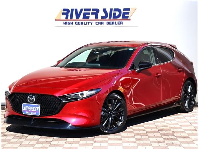 マツダ ＭＡＺＤＡ３ファストバック Ｘ　Ｌパッケージ　６速ＭＴ　スカイアクティブＸ　シグネチャースタイル　黒革パワーシートヒーター　マツコネナビテレビ　３６０°カメラ　ＥＴＣ　ＢＯＳＥサウンド　ＢＳＭ　レーダークルコン　ＨＵＤ　オプションエアロ　１８ＡＷ