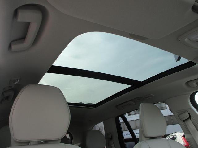 XC90  スーパーチャージャー搭載モデル サンルーフ ブロンドレザー 7人乗りSUV フロント席リラクゼーション機能 ベンチレーション搭載 LEDヘッドライト 360°モニター(13枚目)