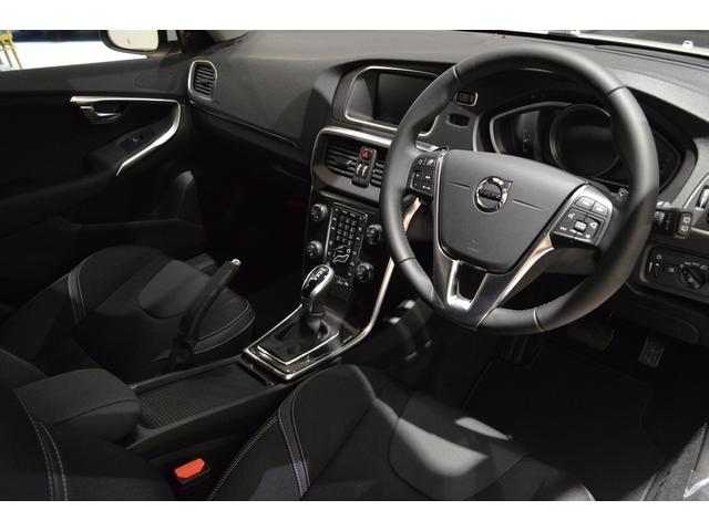 D4モメンタム 登録済未使用車 シートヒーター スマートキー(5枚目)