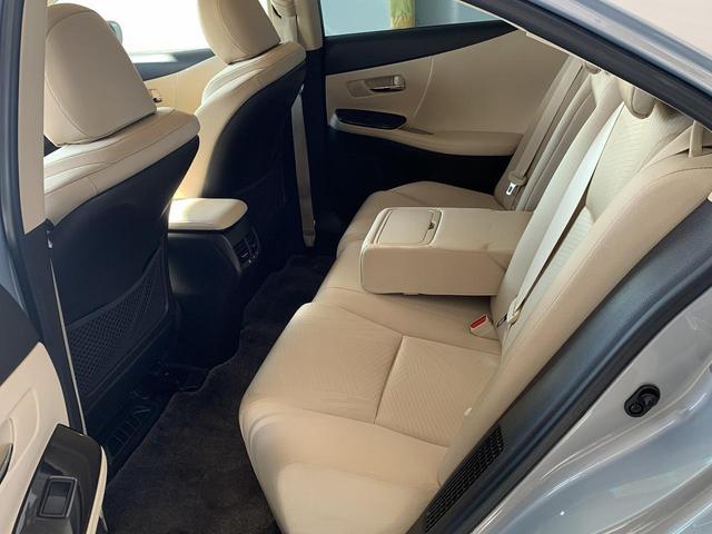 HS250h 純正ナビ ETC リアカメラ 運転席助手席パワ-シ-ト CD DVD再生 USB利用可能 ブル-トゥース(16枚目)