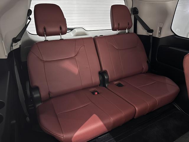 ＬＸ ＬＸ５７０　８人乗　ブラウンレザー　ガラスサンルーフ　２１インチアルミホイール　マークレビンソン　モデリスタ　ＴＶ　リアモニター　スペアキー（8枚目）