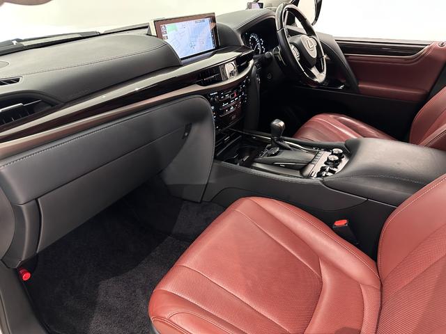 ＬＸ ＬＸ５７０　８人乗　ブラウンレザー　ガラスサンルーフ　２１インチアルミホイール　マークレビンソン　モデリスタ　ＴＶ　リアモニター　スペアキー（11枚目）
