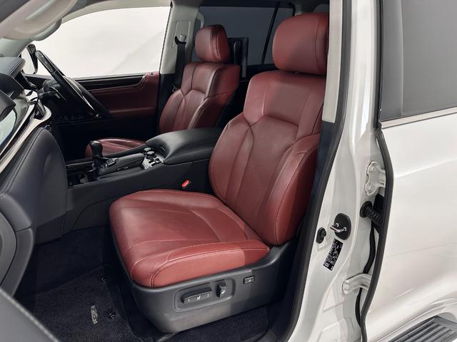 ＬＸ ＬＸ５７０　８人乗　ブラウンレザー　ガラスサンルーフ　２１インチアルミホイール　マークレビンソン　モデリスタ　ＴＶ　リアモニター　スペアキー（12枚目）