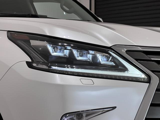 ＬＸ ＬＸ５７０　８人乗　ブラウンレザー　ガラスサンルーフ　２１インチアルミホイール　マークレビンソン　モデリスタ　ＴＶ　リアモニター　スペアキー（17枚目）