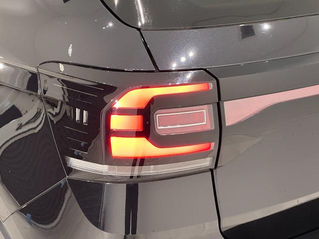 VOLKSWAGEN T-CROSS TSI 1ST Best Japan Spec Recon Car for Import Malaysia