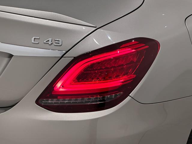 Ｃクラス Ｃ４３　４マチック　パノラマガラスサンルーフ　ブルメスターサウンド　ヘッドアップディスプレイ　パフュームアトマイザー　ブラックレザーシート　車検２０２７年６月　スペアキー（34枚目）