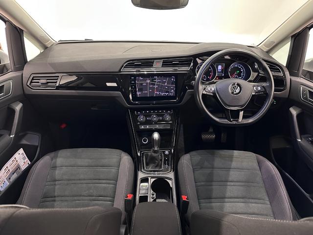 ゴルフトゥーラン TSI ハイライン 車検2027年8月 アダプティブクルーズコントロール 純正ナビゲーション TV バックカメラ 3列シート(26枚目)