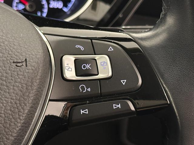 ゴルフトゥーラン TSI ハイライン 車検2027年8月 アダプティブクルーズコントロール 純正ナビゲーション TV バックカメラ 3列シート(39枚目)