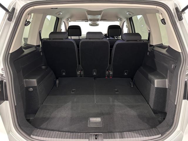 ゴルフトゥーラン TSI ハイライン 車検2027年8月 アダプティブクルーズコントロール 純正ナビゲーション TV バックカメラ 3列シート(50枚目)