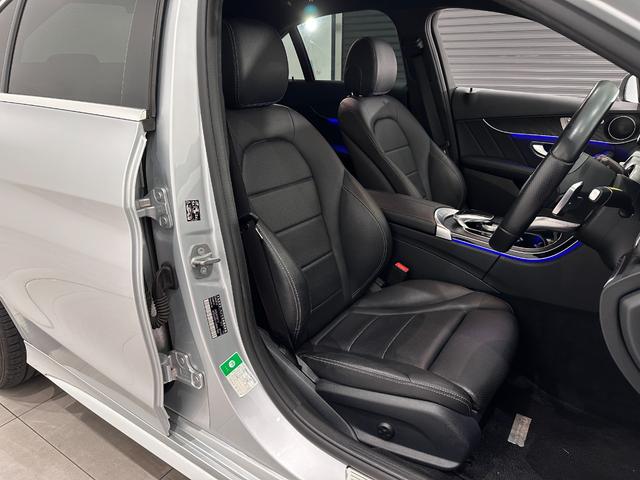 Cクラス C220dアバンギャルド AMGライン レザーアルティコ シートヒーター アダプティブクルーズコントロール 純正ナビゲーション TV バックカメラ スペアキー(3枚目)