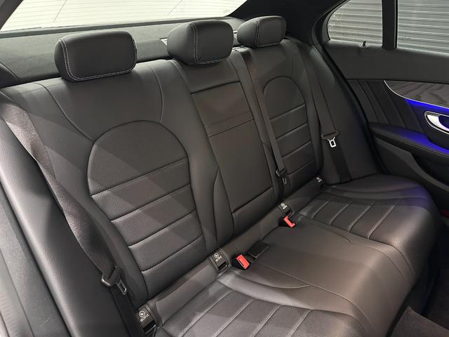 Cクラス C220dアバンギャルド AMGライン レザーアルティコ シートヒーター アダプティブクルーズコントロール 純正ナビゲーション TV バックカメラ スペアキー(5枚目)