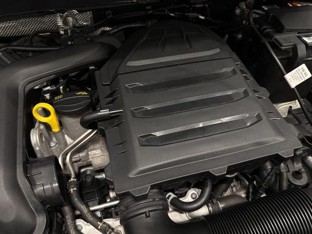 T-クロス TSI 1st 純正ナビゲーション バックカメラ アダプティブクルーズコントロール ブラインドスポット レーンキープアシスト フロントアシスト スペアキー(18枚目)