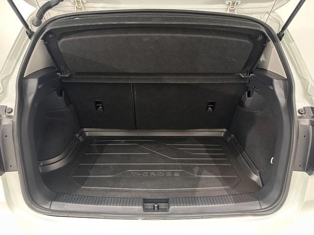 T-クロス TSI 1st 純正ナビゲーション バックカメラ アダプティブクルーズコントロール ブラインドスポット レーンキープアシスト フロントアシスト スペアキー(42枚目)