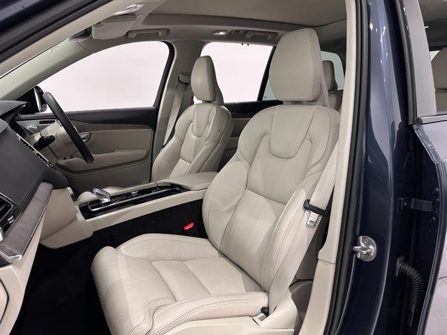 XC90 リチャージアルテメットT8AWDプラグインハイブリド 新車保証 Bowers&Wilkins レザーシート ガラスサンルーフ 3列シート 電動テールゲート スペアキー アダプティブクルーズコントロール(14枚目)
